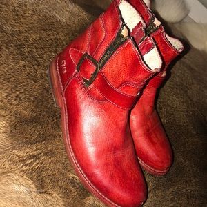 BECCA bed Stu ankle booties